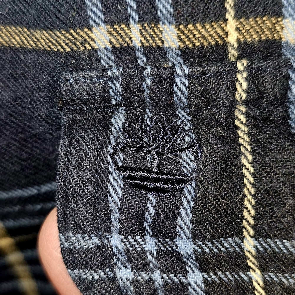 Timberland L Men's Black Plaid Shirt with Blue & Cream Stripes - Picture 4 of 10